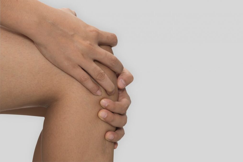 Οστεοαρθρίτιδα της άρθρωσης του γόνατος, που συνοδεύεται από περιορισμένη κίνηση και πόνο στο γόνατο